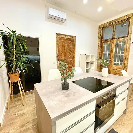 Downtown Spacious Luxury Residency - Apartment